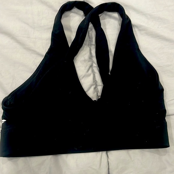 Fabletics Black top Small - Picture 2 of 2